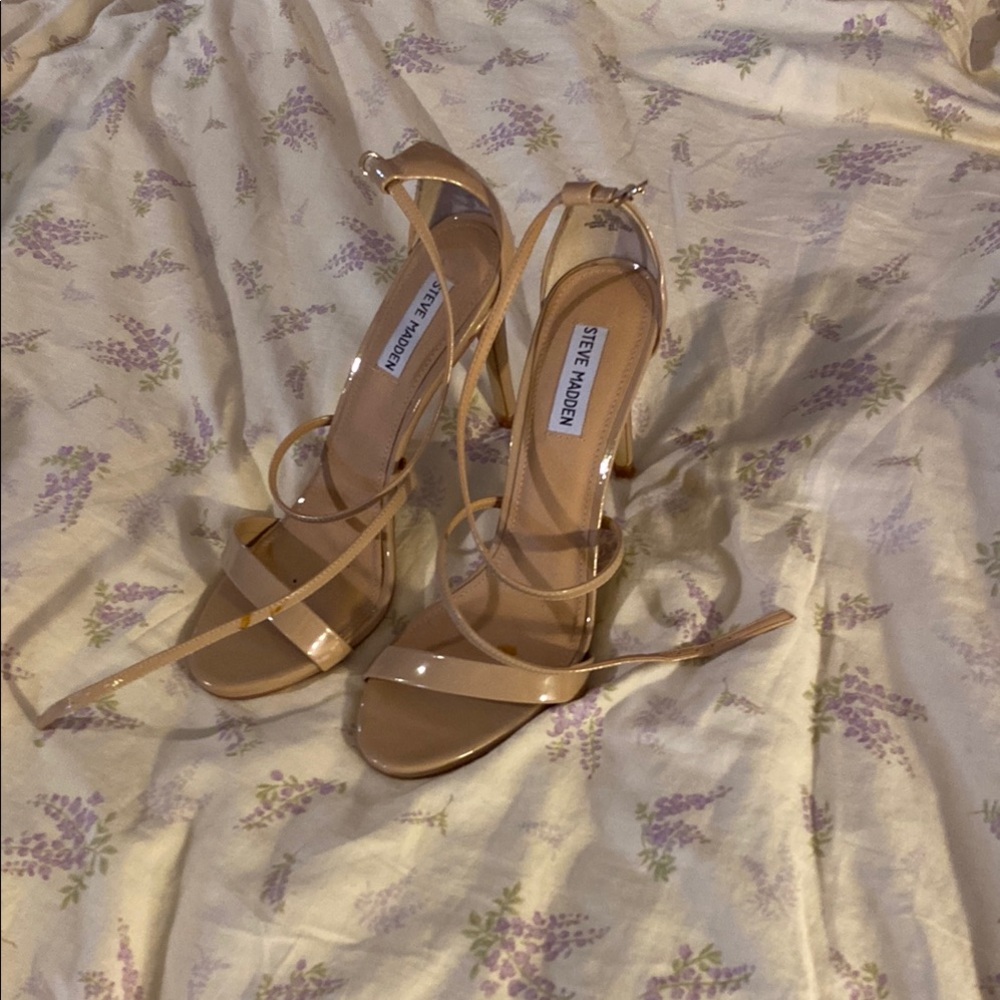 Steve Madden Tan Elegant Heels